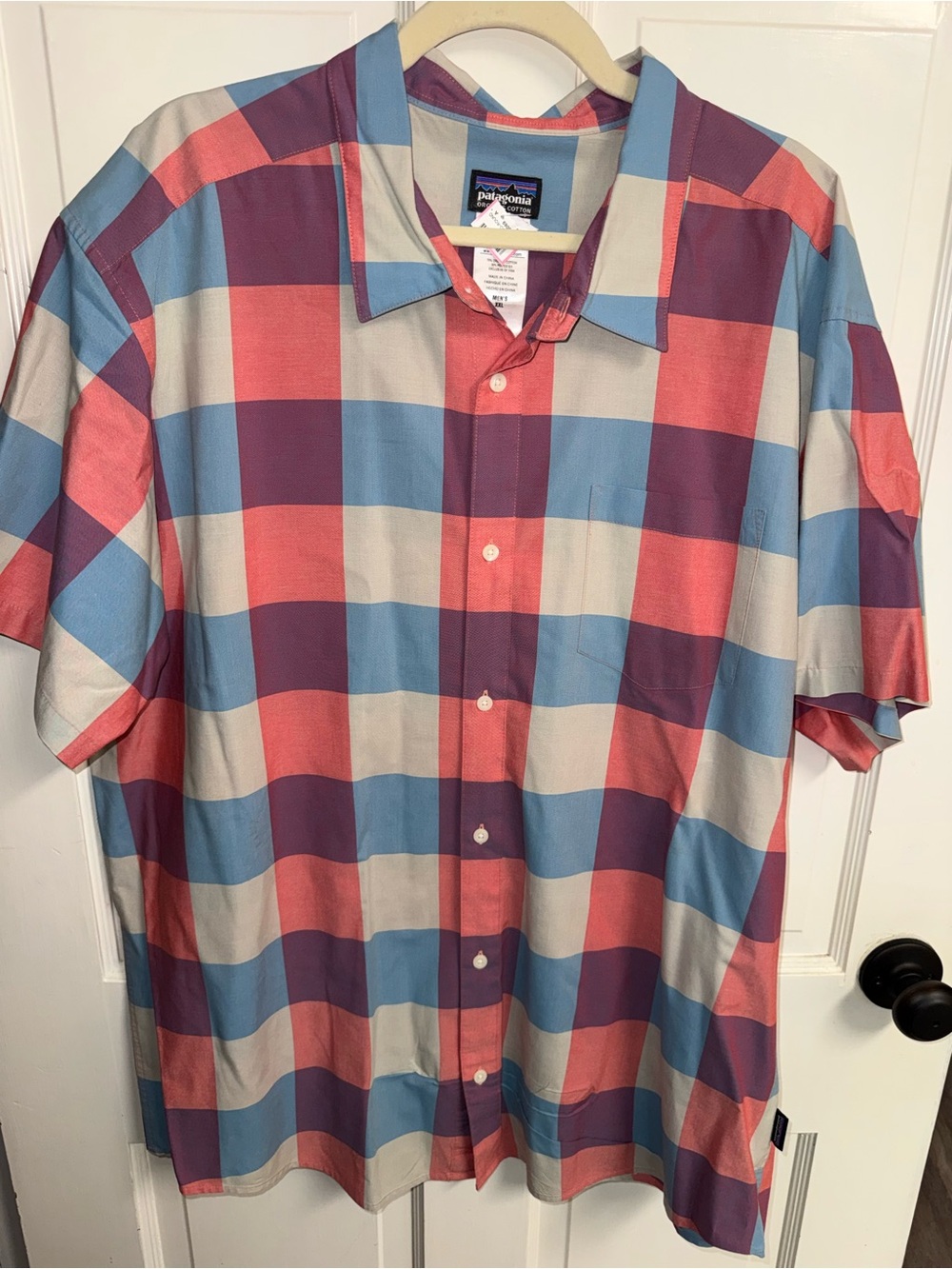 Patagonia Men’s Short-Sleeve Button-Up Plaid Shirt - Red & Blue